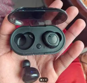 Photo - Y50 Airpod
