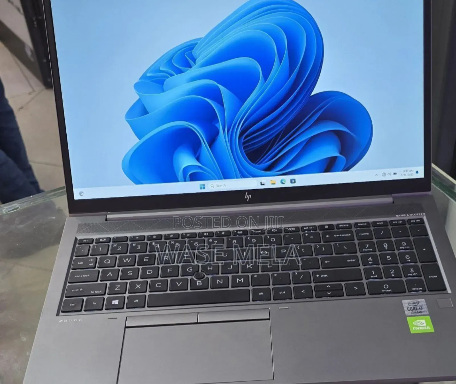 New Laptop HP ZBook Firefly 15 G7 16GB Intel Core I7 SSD 1T