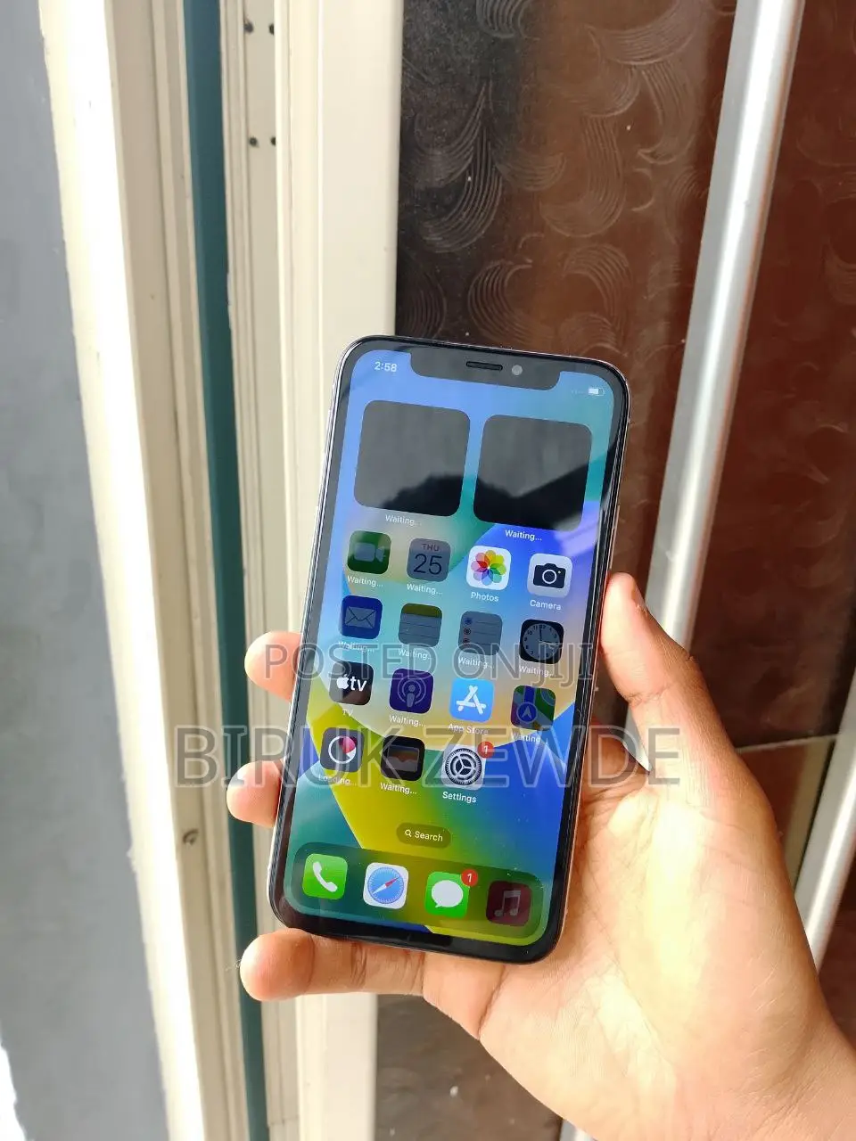 Apple iPhone X 64 GB White