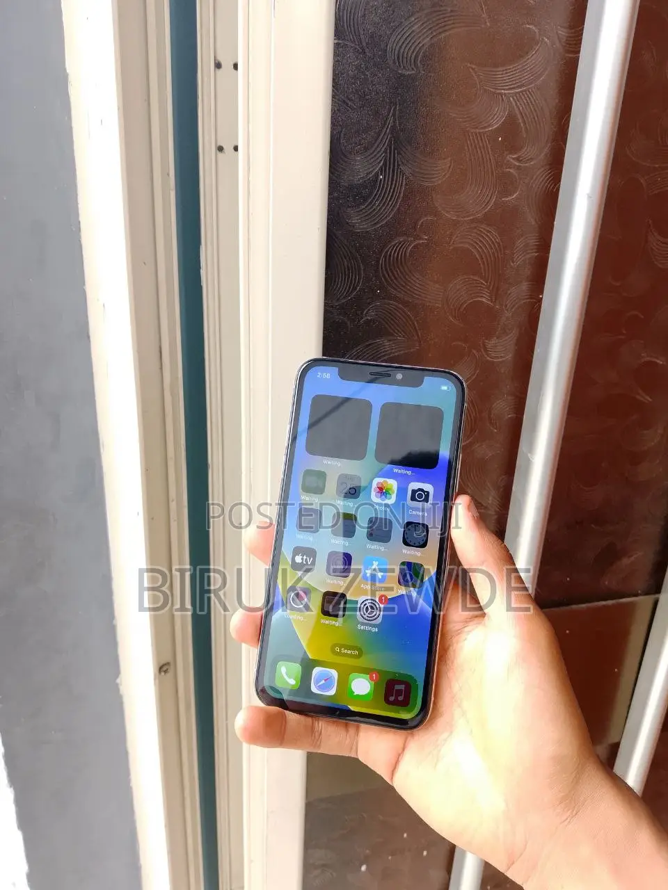 Apple iPhone X 64 GB White