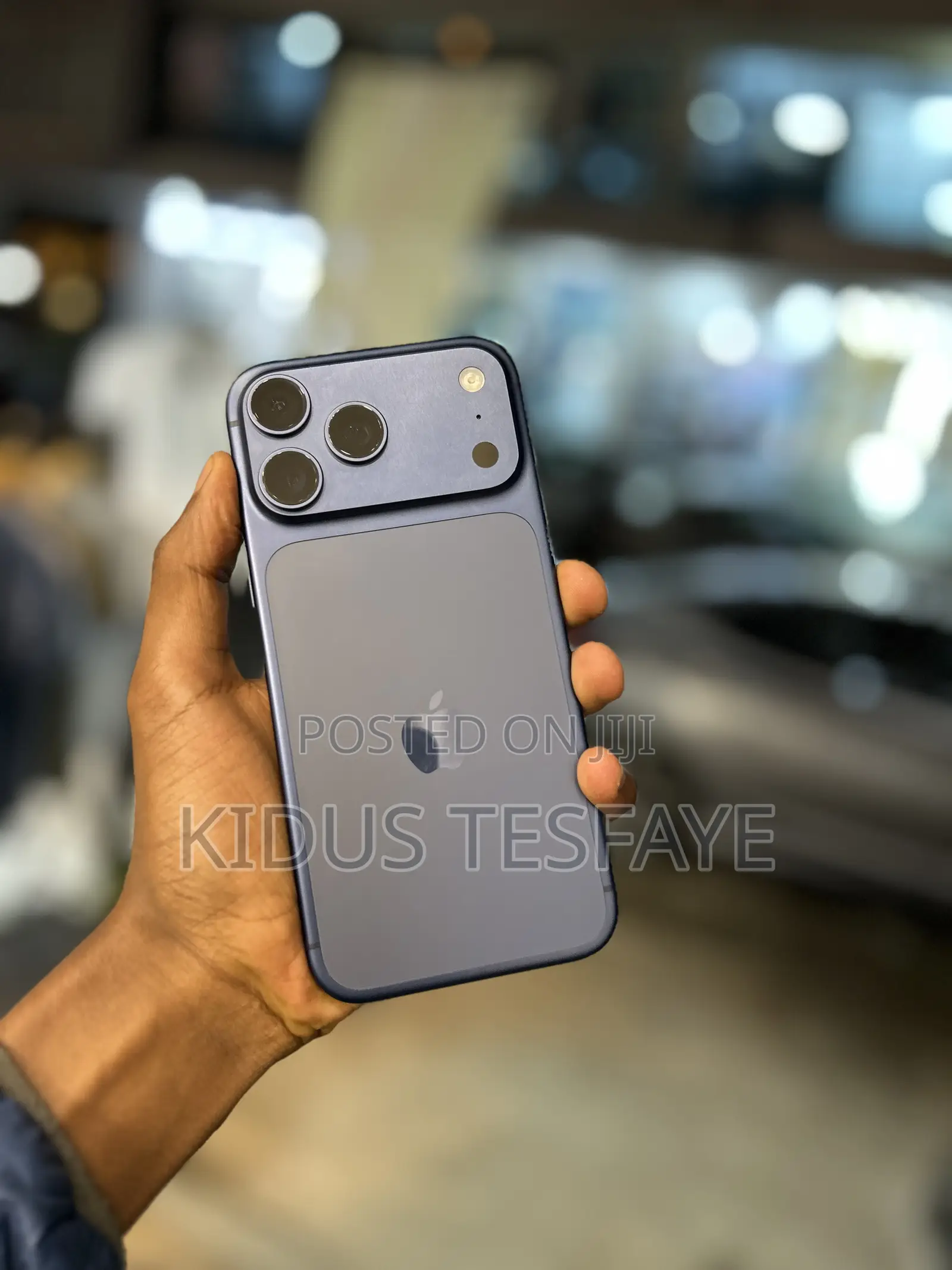 New Apple iPhone 17 Pro Max 256 GB Blue