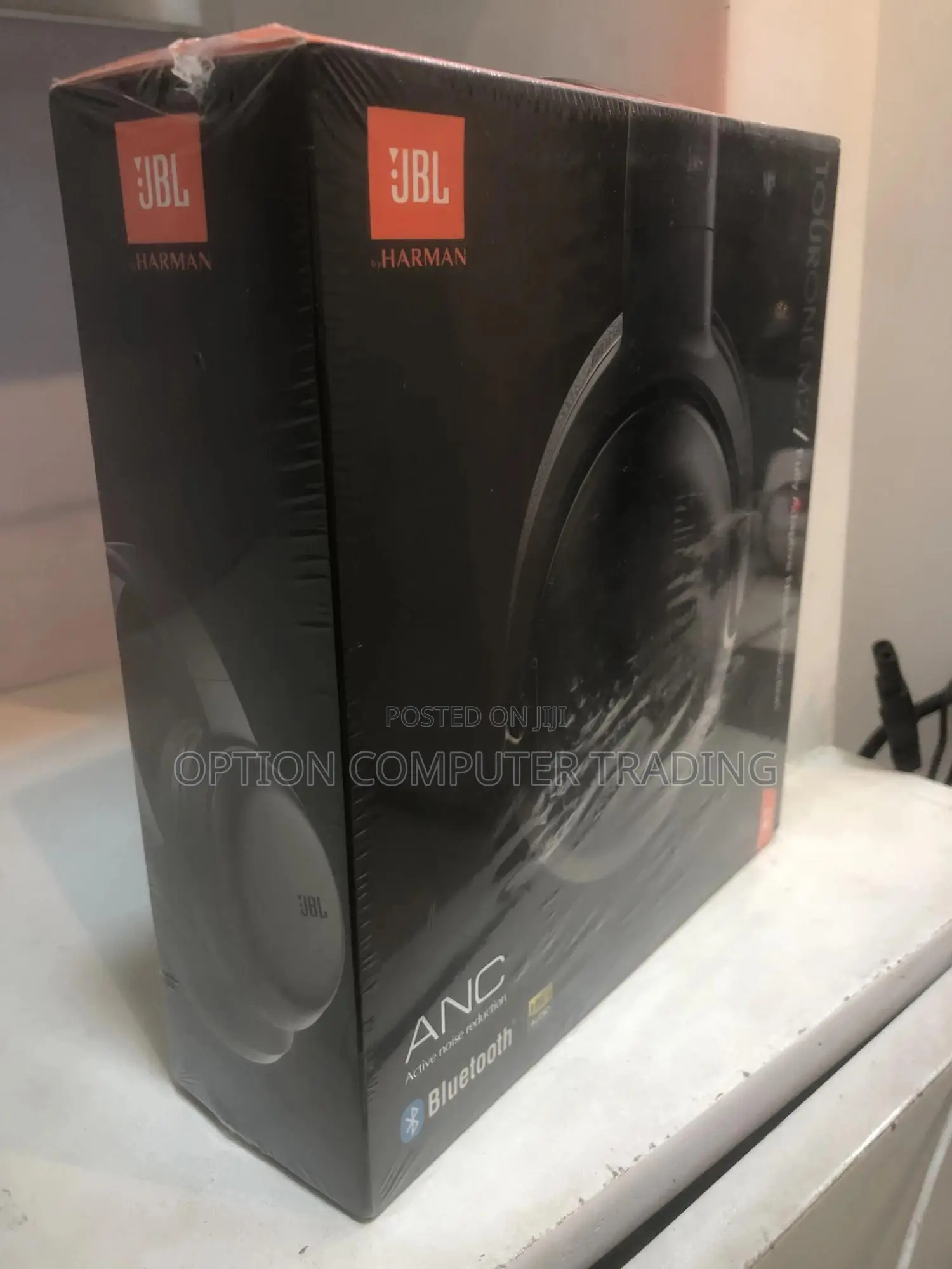 JBL Tour One M2 Headphones