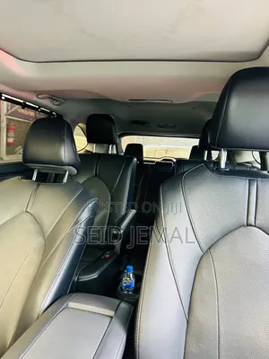 Toyota Highlander Hybrid 2022 Matt Black