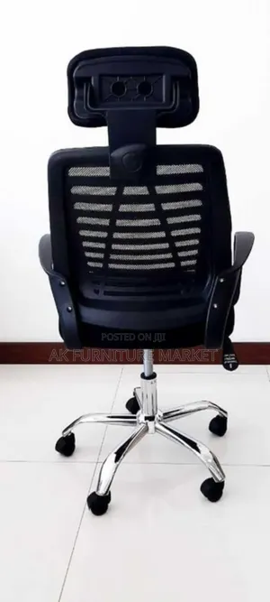 Mash Secretary and Any Chairs