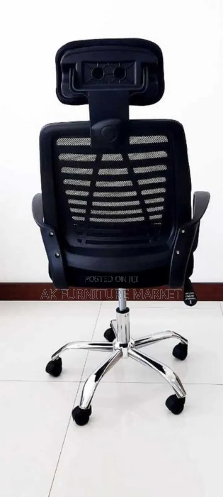 Mash Secretary and Any Chairs