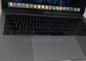 Photo - New Laptop Apple MacBook Pro 2017 8GB Intel Core I5 SSD 128GB