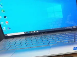 New Laptop HP Envy 13 16GB Intel Core I5 SSD 512GB