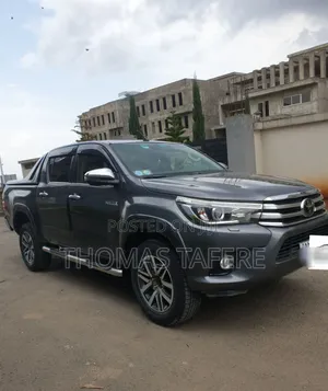 Toyota Hilux 2018 Black