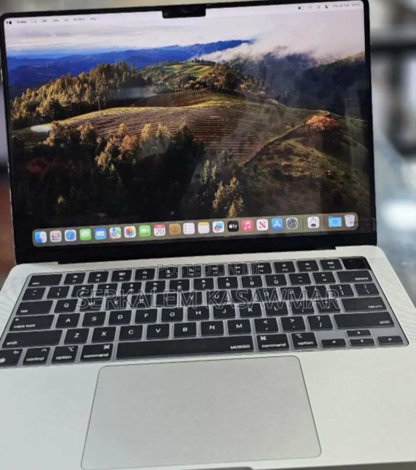 New Laptop Apple MacBook Pro 8GB Apple M3 SSD 512GB