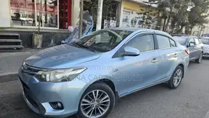 Toyota Yaris 2014 Blue