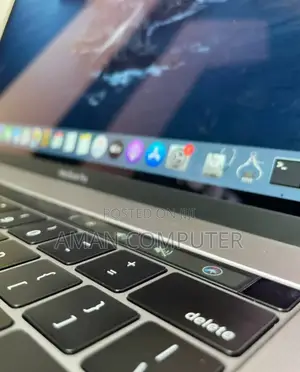 New Laptop Apple MacBook Pro 2019 32GB Intel Core I9 SSD 1T