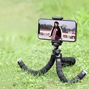 Photo - Flexible Standing Tripod