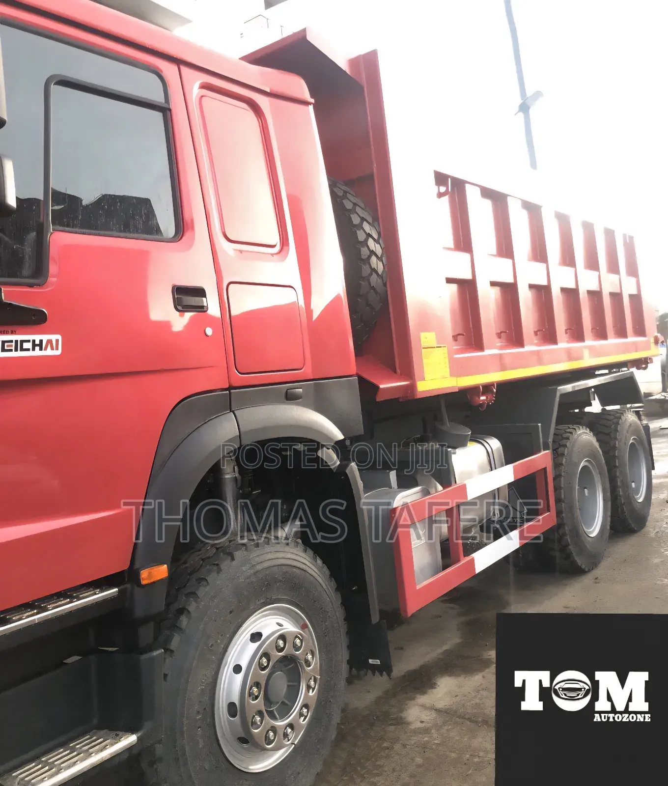 Sinotruck 2025 Red