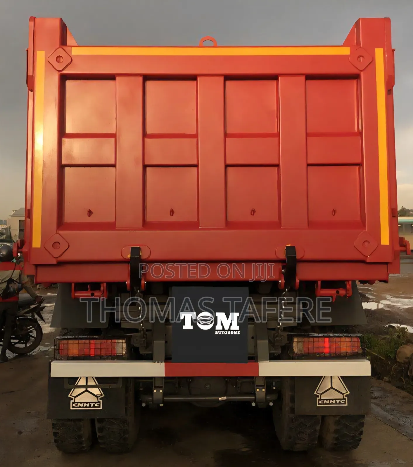 Sinotruck 2025 Red