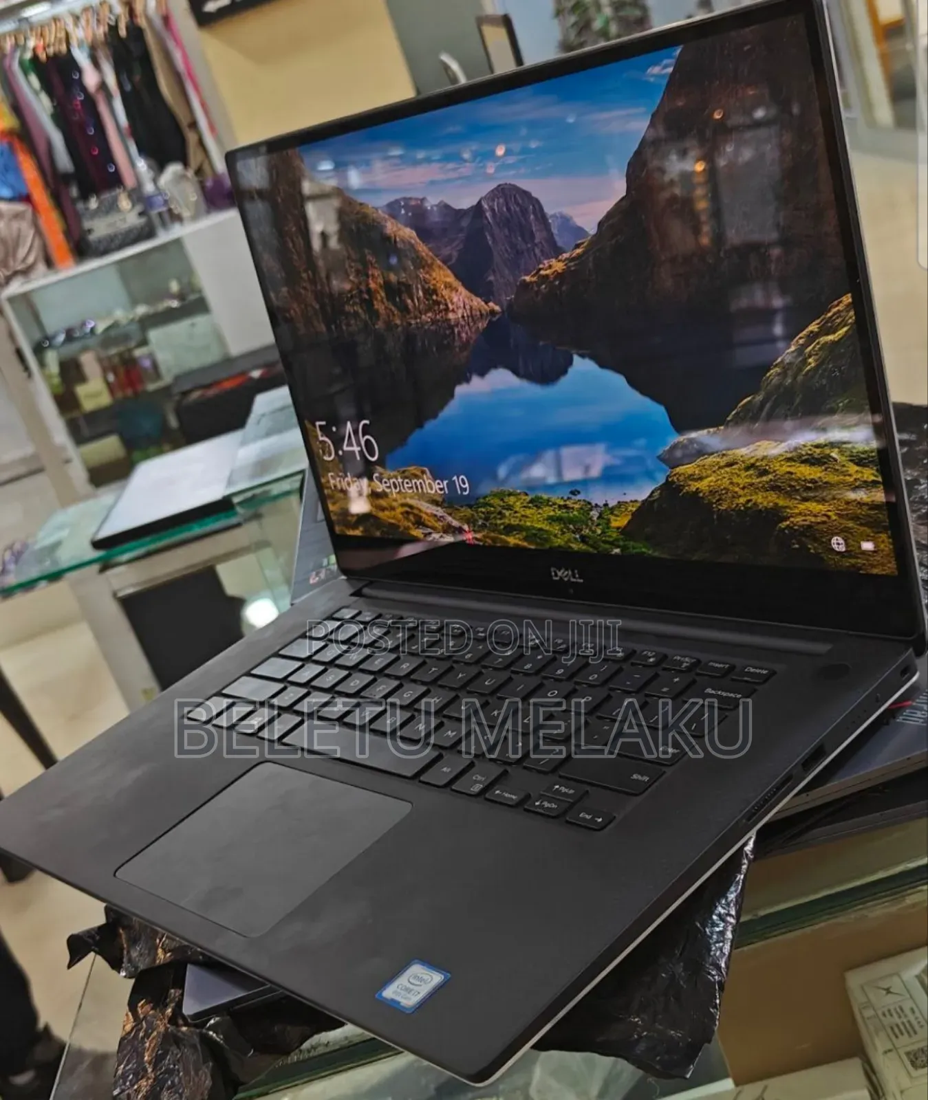 New Laptop Dell Precision 5540 16GB Intel Core I7 SSD 512GB