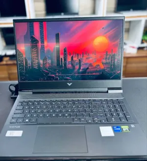 New Laptop HP Victus 16 16GB Intel Core I7 SSD 512GB