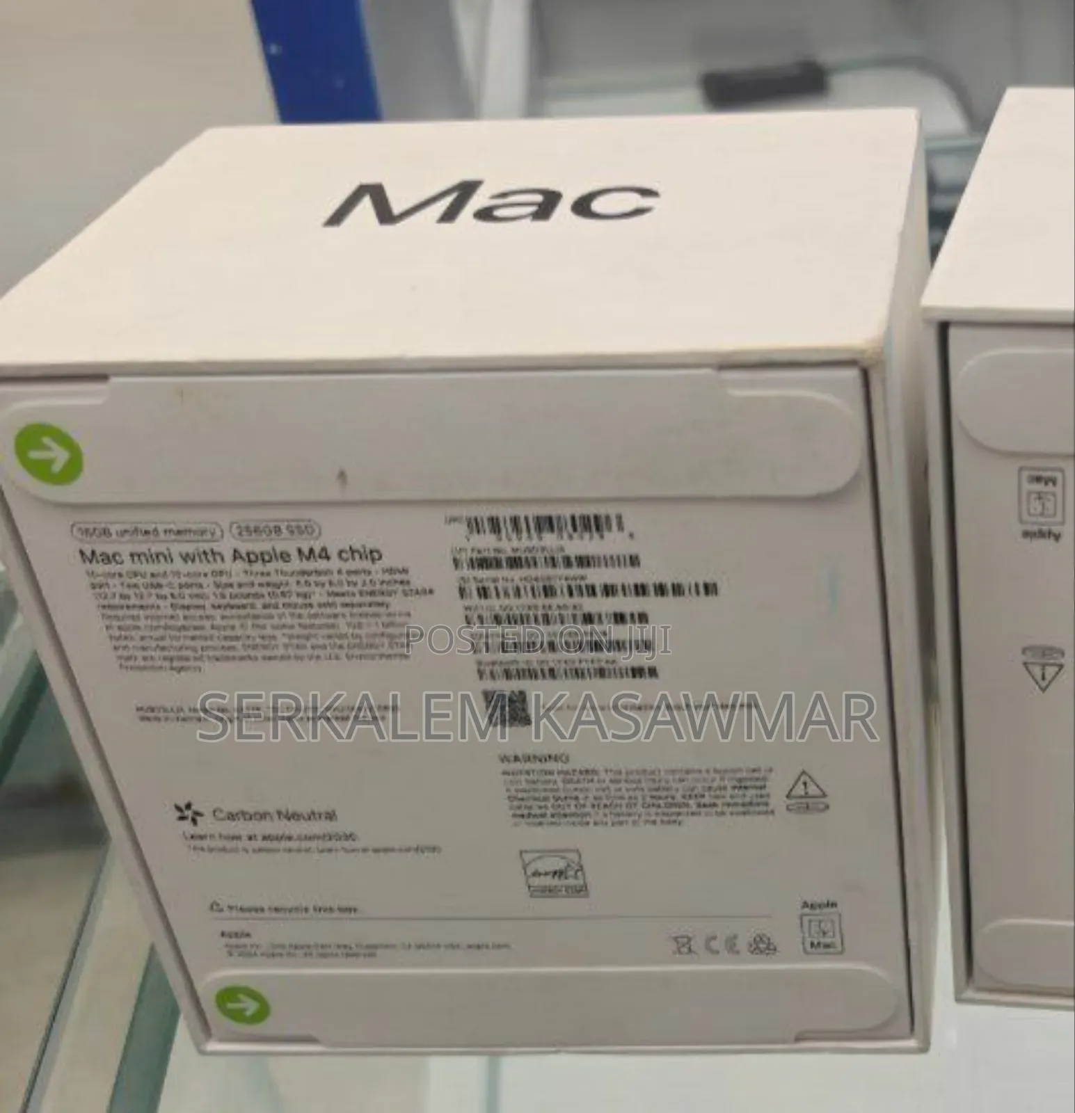 New Laptop Apple MacBook Pro 2024 M4 14-Inch 16GB Apple M4 SSD 256GB