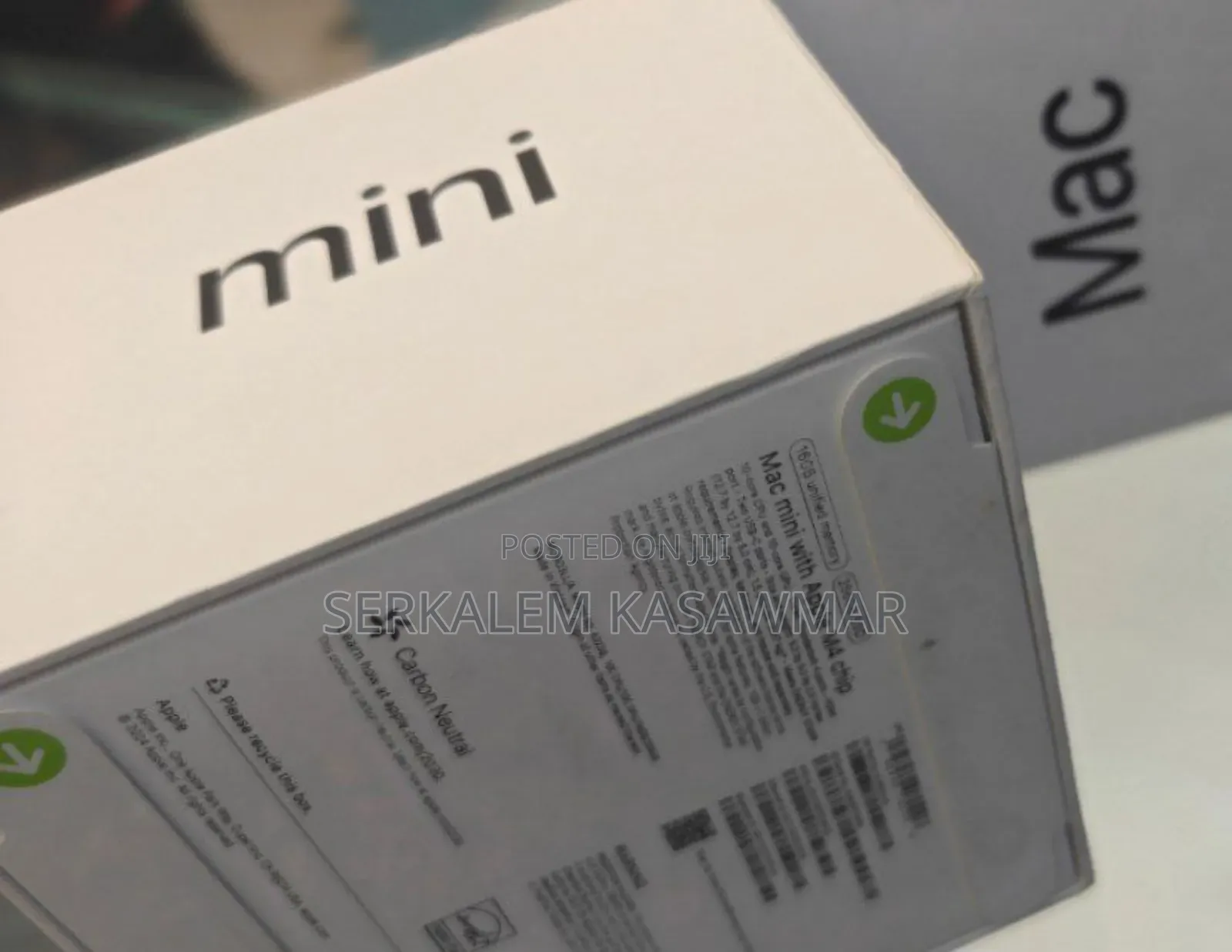 New Laptop Apple MacBook Pro 2024 M4 14-Inch 16GB Apple M4 SSD 256GB