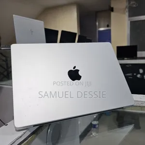 Photo - New Laptop Apple MacBook Pro 2023 M3 14-Inch 8GB Apple M3 SSD 512GB