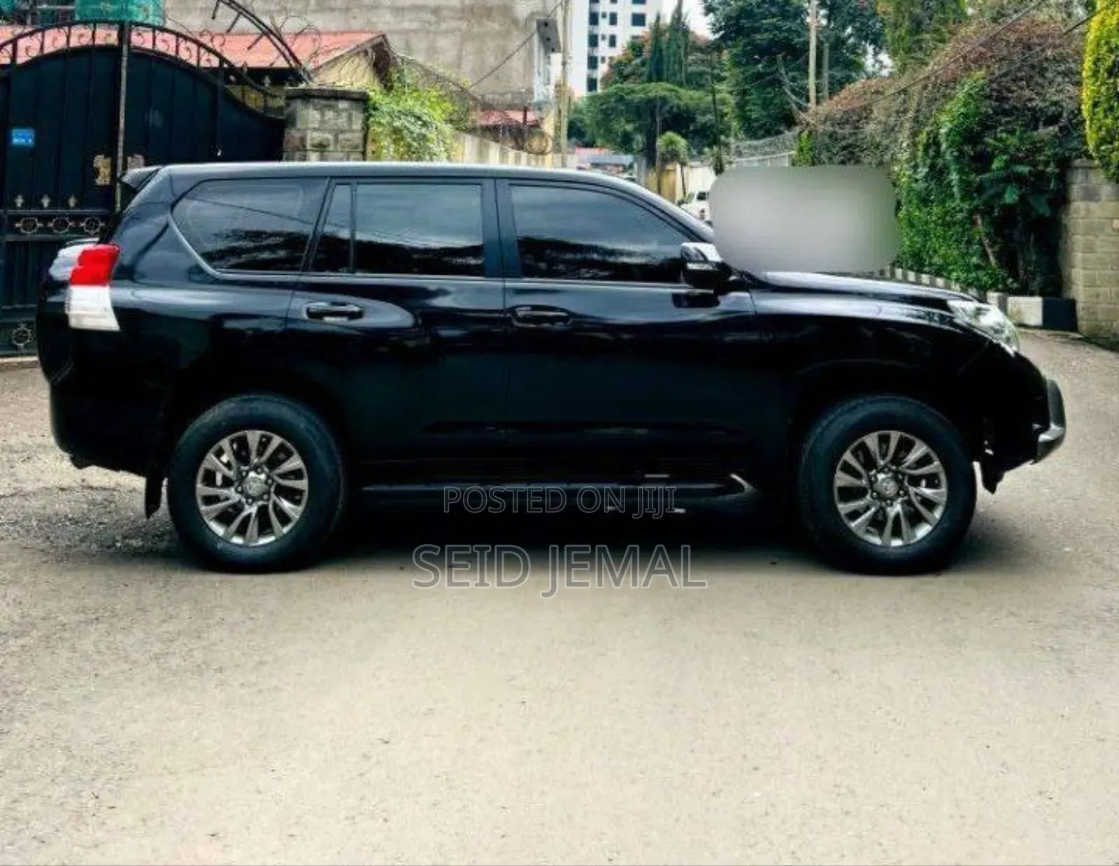 Toyota Land Cruiser Prado 2012 Matt Black