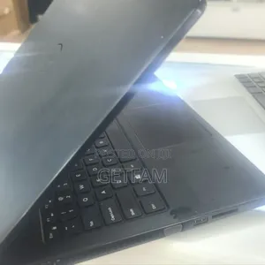 New Laptop Dell Vostro 1015 4GB Intel Core I5 SSD 1T