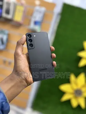 Samsung Galaxy S22 5G 128 GB Black