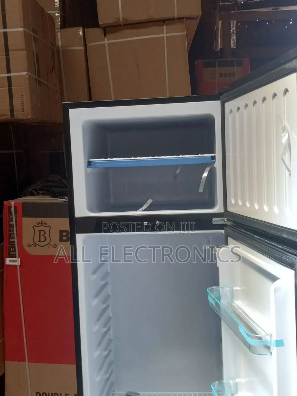 Vegas 320refrigerator