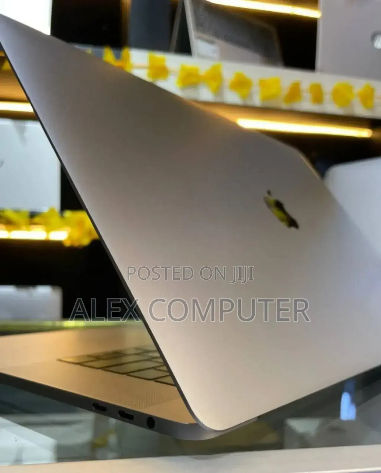 New Laptop Apple MacBook Pro 2019 32GB Intel Core I9 SSD 1T