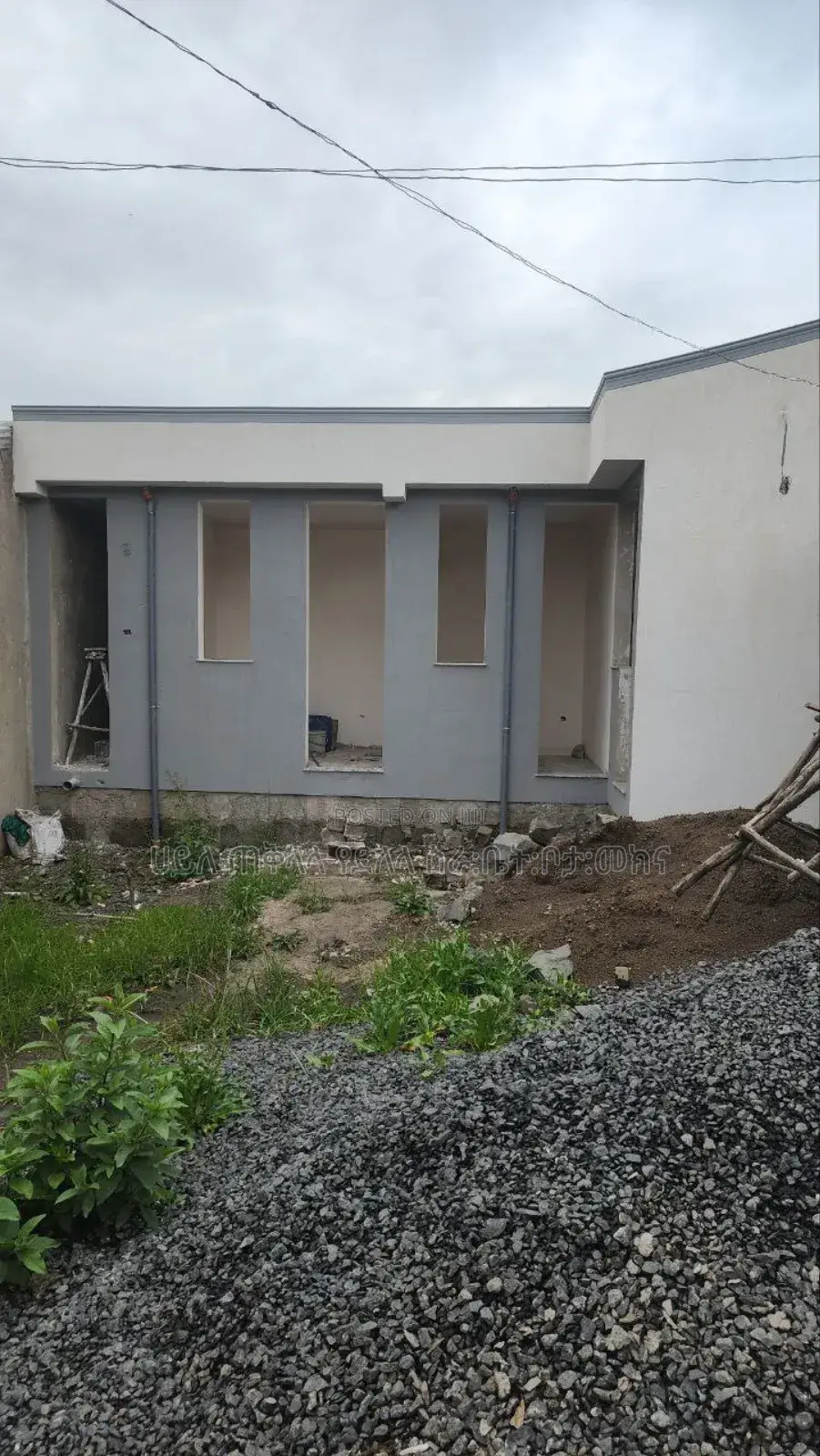 3bdrm House in ለገጣፎ አካባቢ ሠርቪስ ቤት, Oromia-Finfinne for sale