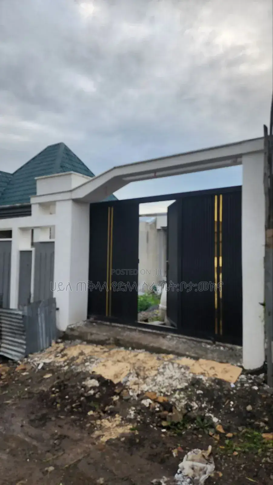 3bdrm House in ለገጣፎ አካባቢ ሠርቪስ ቤት, Oromia-Finfinne for sale