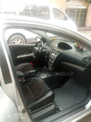 Toyota Yaris 2009 Silver