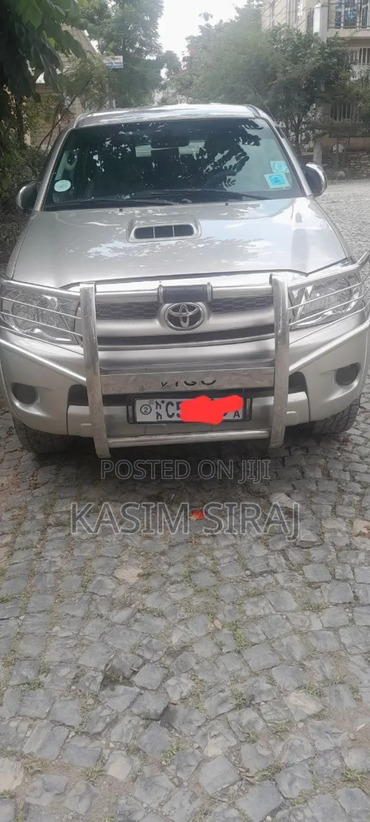 Toyota Hilux 2.5 D-4D 4X4 SRX 2010 Silver