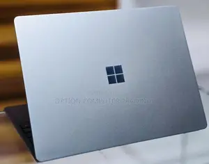 Photo - New Laptop Microsoft Surface 8GB Intel Core I5 SSD 256GB