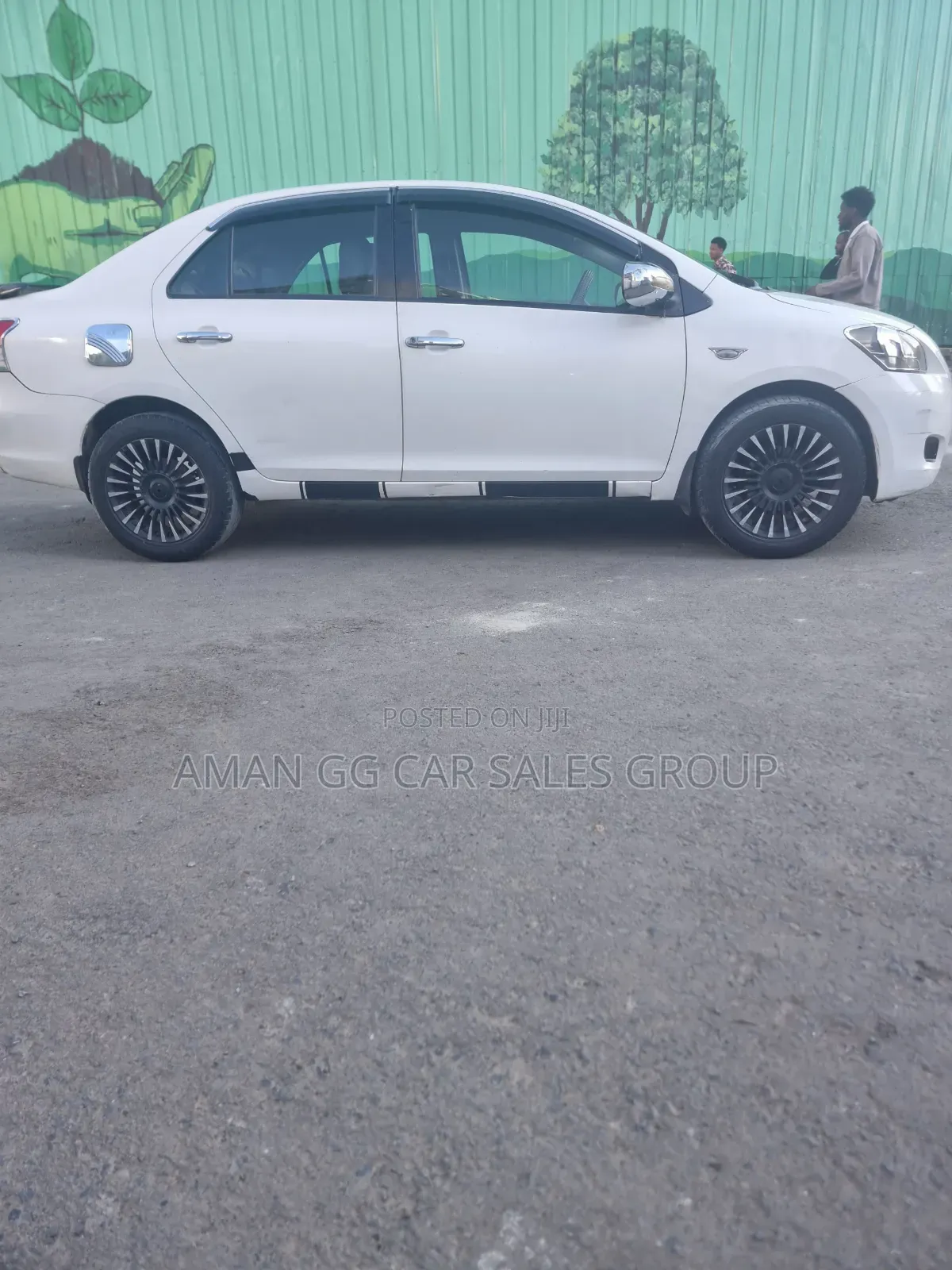 Toyota Yaris 2010 White