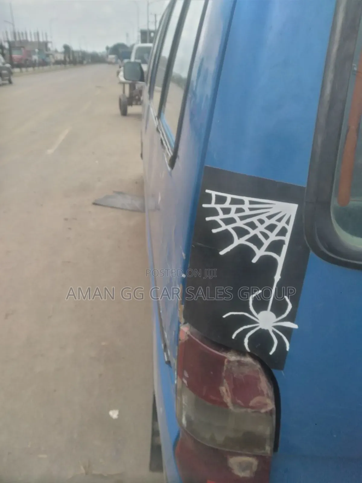 Toyota HiAce 2009 Blue