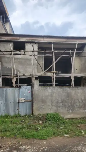 Photo - 5bdrm House in ለገጣፎ አካባቢ ልማት, Oromia-Finfinne for sale