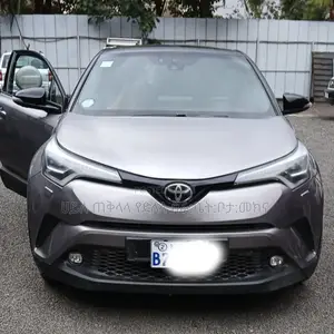 Photo - Toyota C-HR 2020 Silver