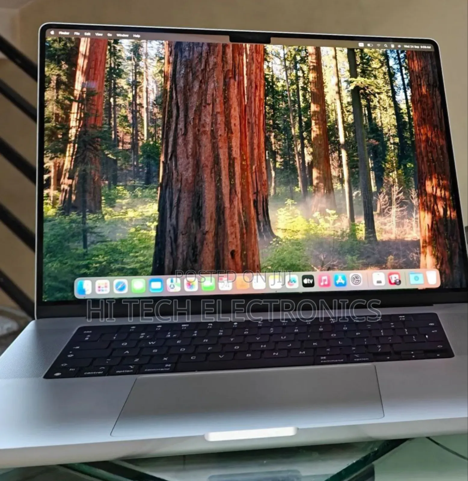New Laptop Apple MacBook Pro M1 16GB Apple M1 Pro SSD 1T