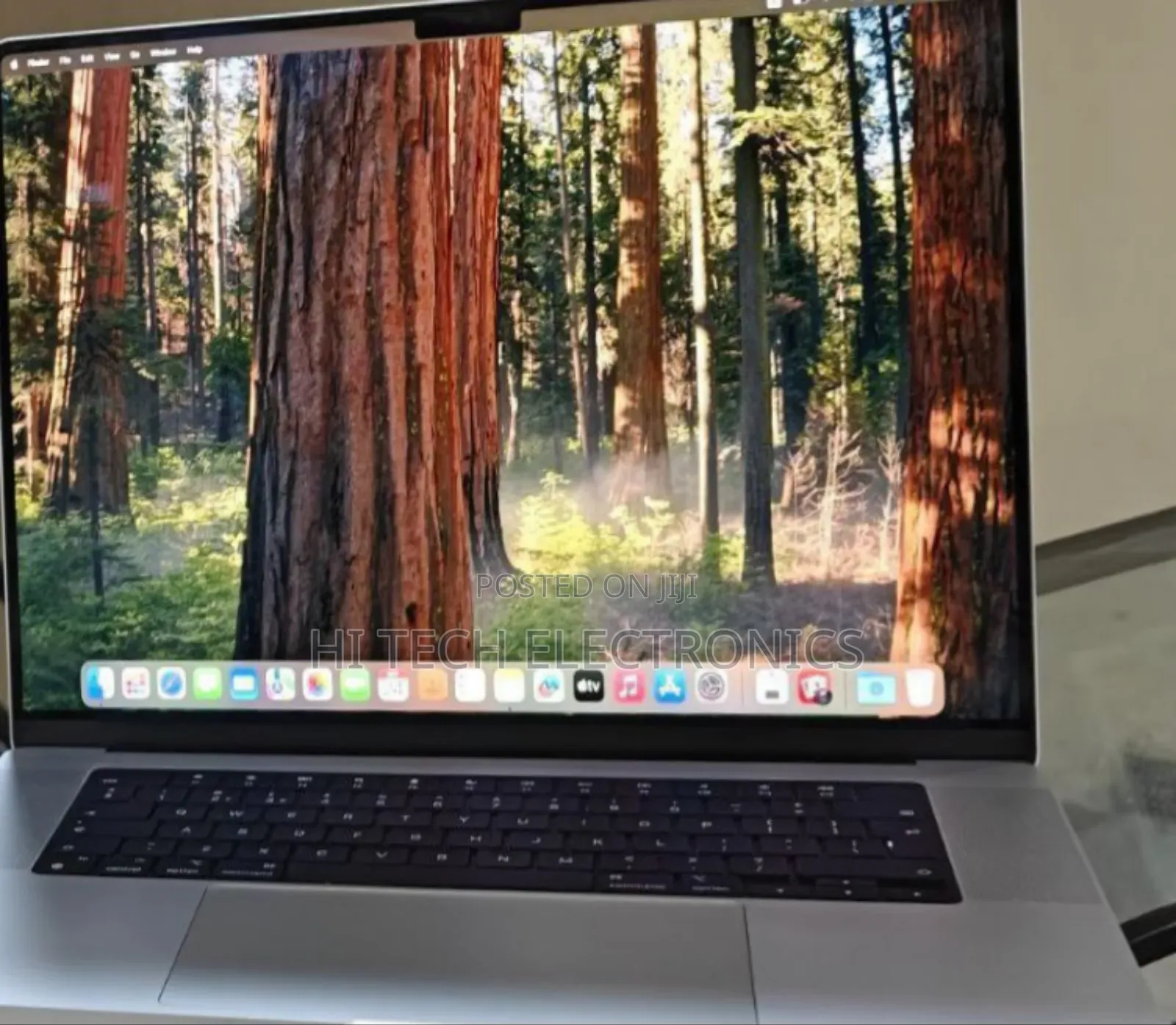 New Laptop Apple MacBook Pro M1 16GB Apple M1 Pro SSD 1T