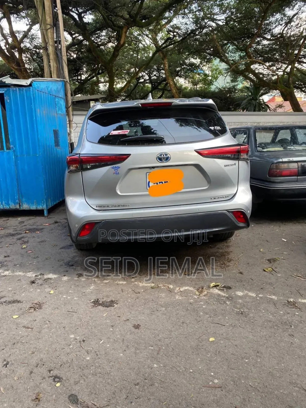 Toyota Highlander Hybrid 2023 Silver