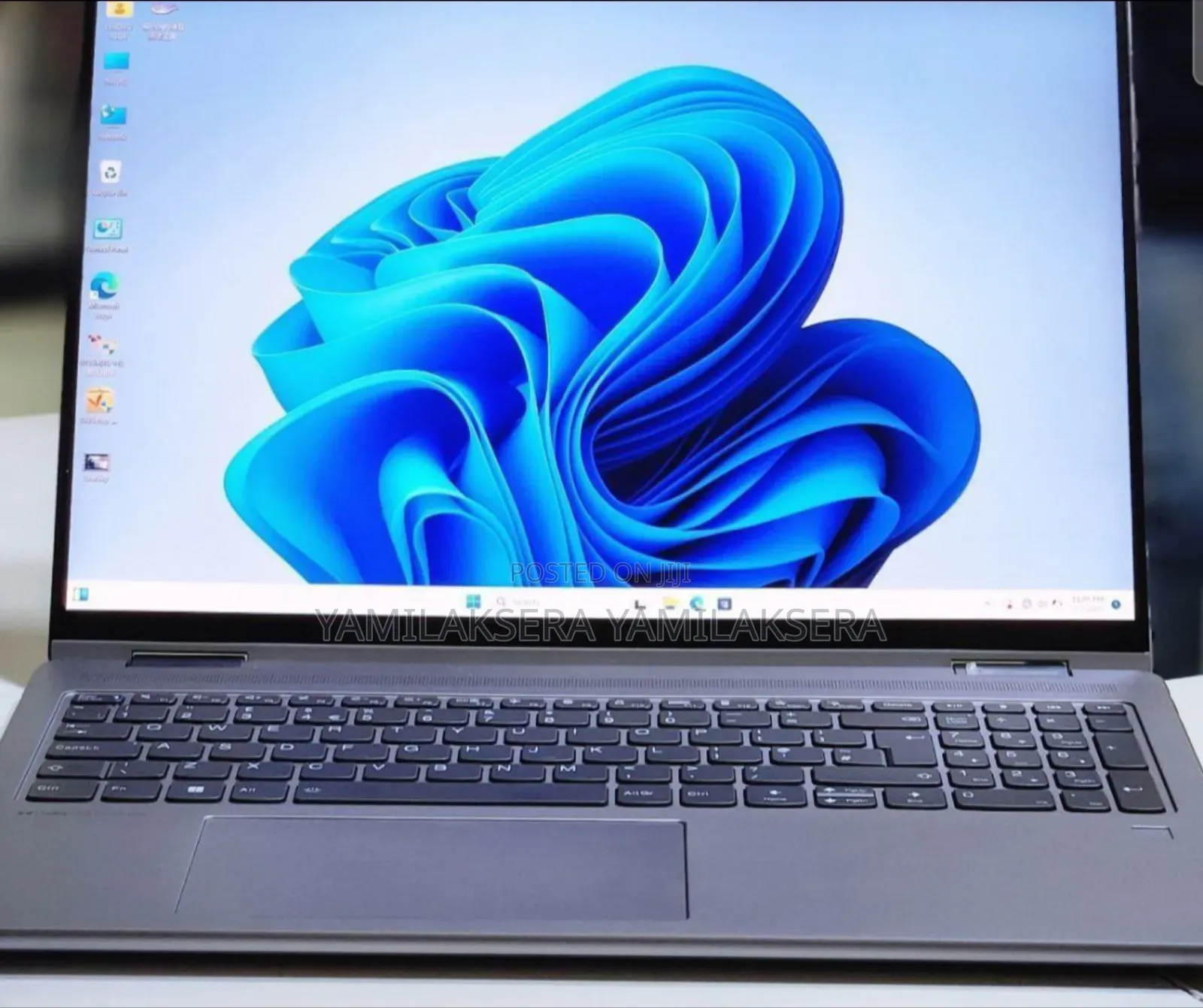 New Laptop Lenovo Yoga 7i 16GB Intel Core I7 SSD 512GB