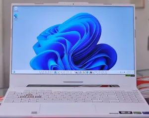 Photo - New Laptop Asus 16GB Intel Core I7 SSD 512GB