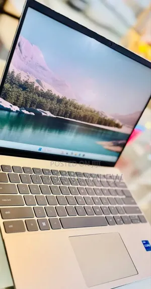 New Laptop Dell Inspiron 13 5368 16GB Intel Core I5 SSD 512GB