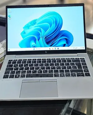 New Laptop HP EliteBook 840 G8 16GB Intel Core I5 SSD 512GB