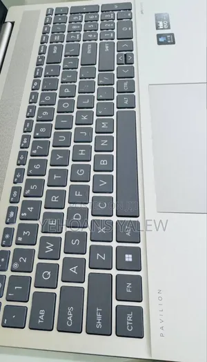 New Laptop HP Pavilion 17 16GB Intel Core Ultra 7 SSD 1T