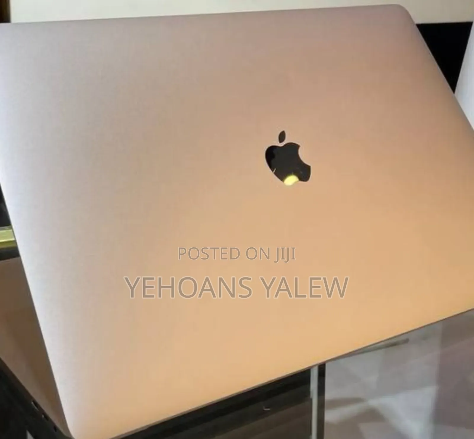 New Laptop Apple MacBook Pro 2019 16GB Intel Core I9 SSD 512GB