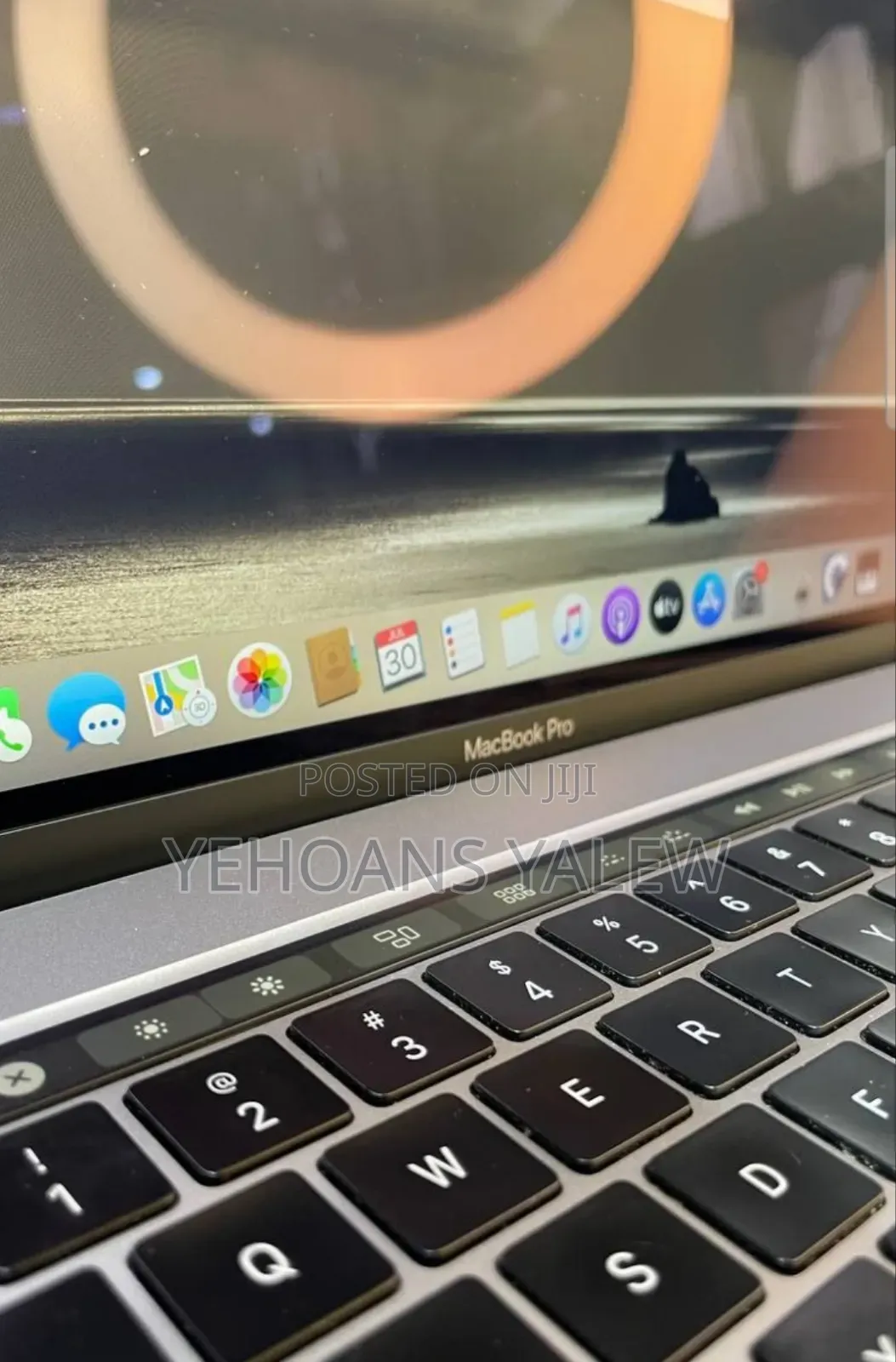 New Laptop Apple MacBook Pro 2019 16GB Intel Core I9 SSD 512GB