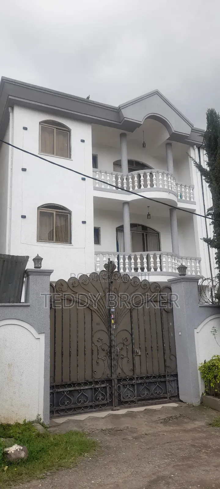 8bdrm House in Haile Garment, Nifas Silk-Lafto for sale