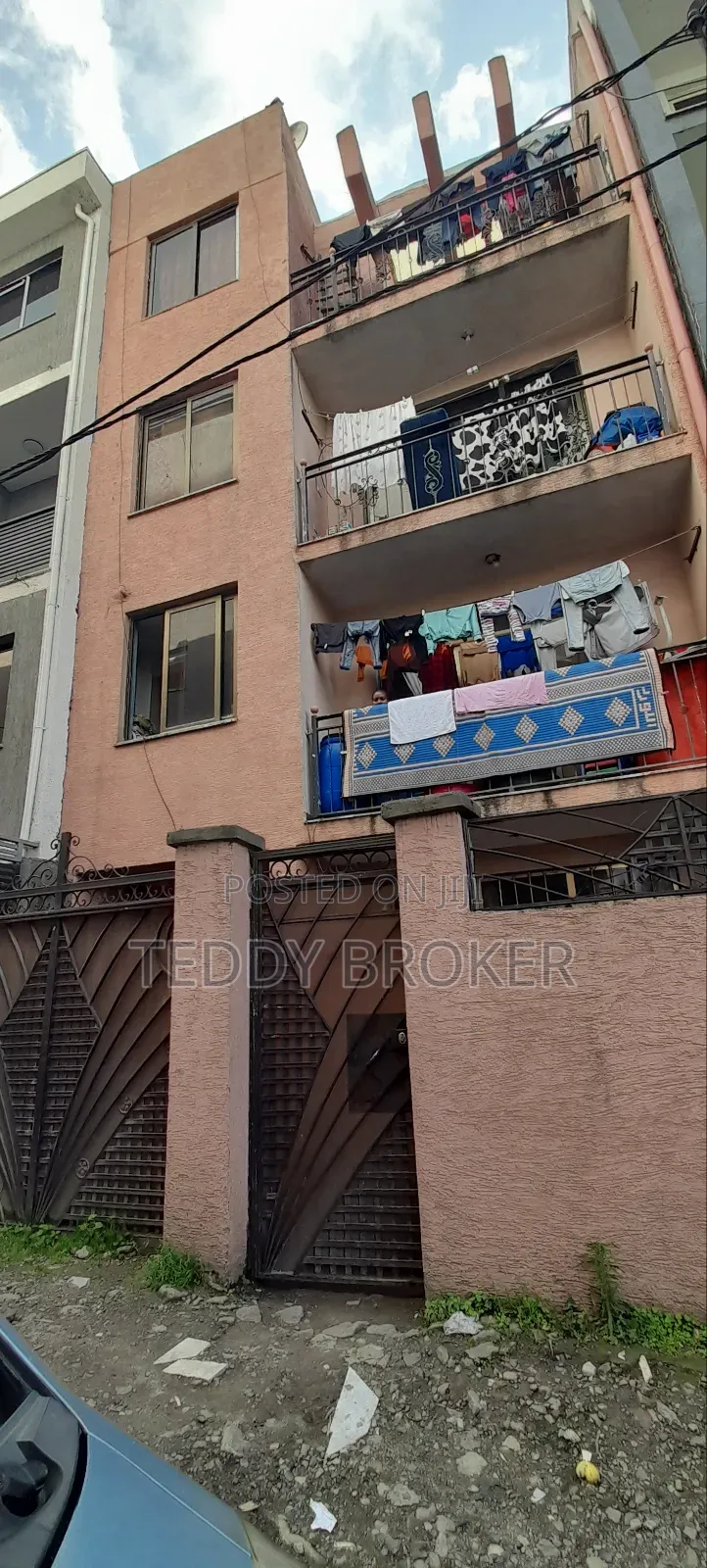 6bdrm House in Haile Garment, Nifas Silk-Lafto for sale