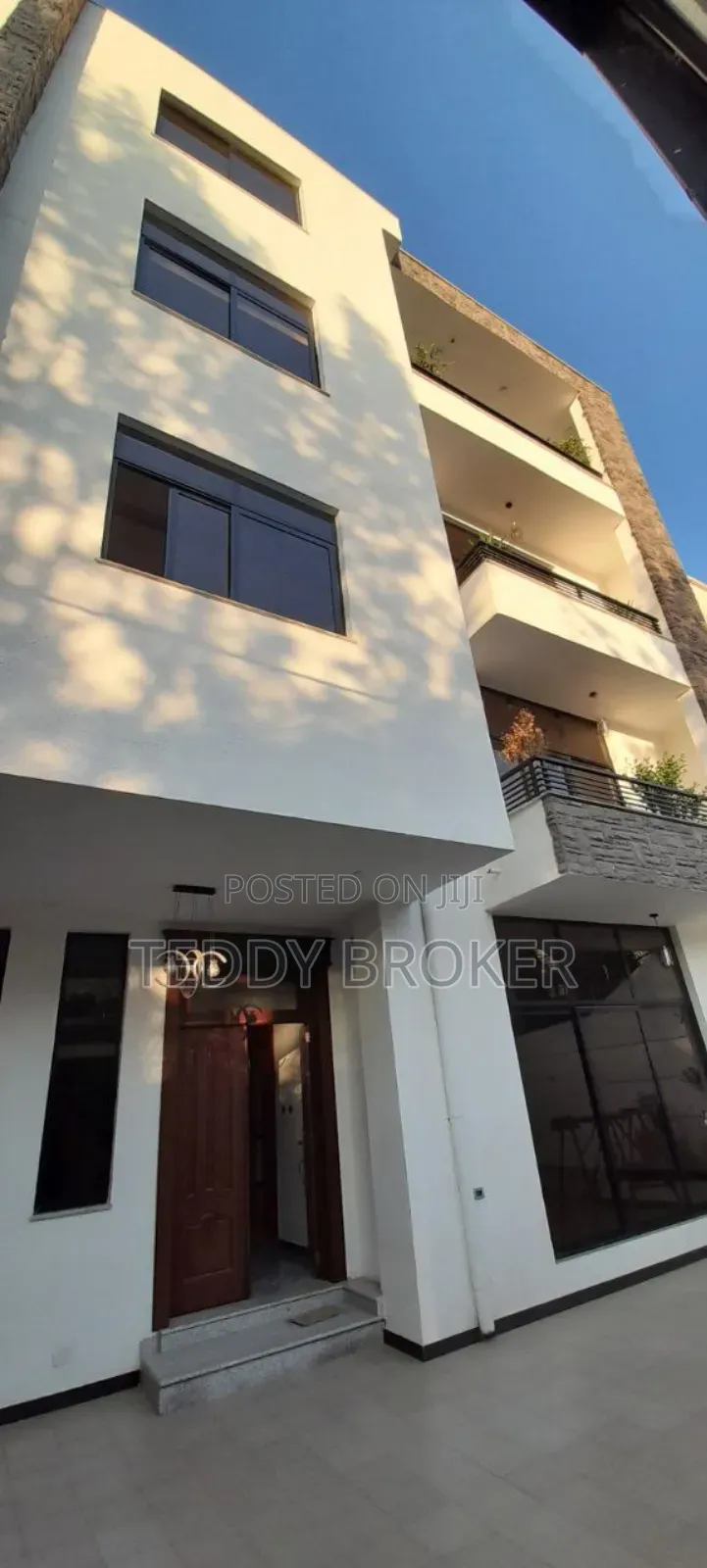 11bdrm House in Lebu, Nifas Silk-Lafto for sale